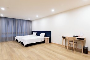 CA Hotel and Residence Phuket