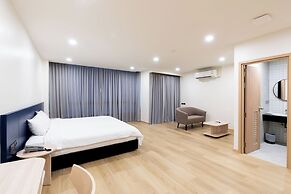 CA Hotel and Residence Phuket
