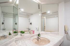 Ohotel