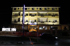 Hotel 106
