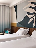 Holiday Inn Marseille Airport by IHG