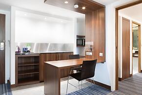 Holiday Inn Marseille Airport by IHG