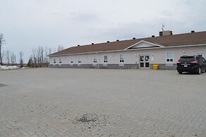 Auberge MacDonald Guest Inn