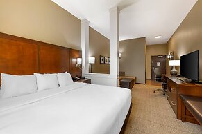 Comfort Suites West Omaha