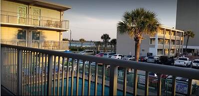 Admiral Motor Inn