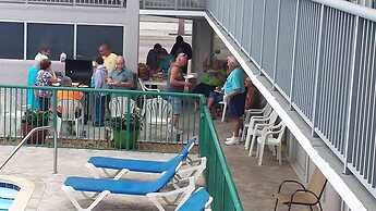Admiral Motor Inn