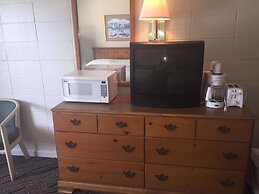 Admiral Motor Inn