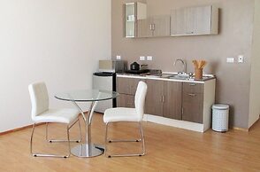 Cedar Cats Short Stay Apartments - Adults Only