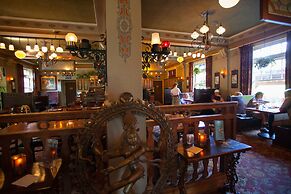 McMenamins Grand Lodge