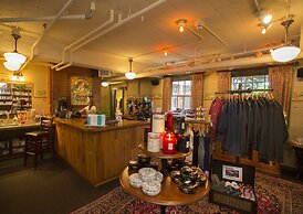 McMenamins Grand Lodge