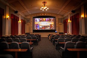 McMenamins Grand Lodge