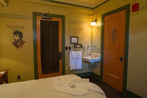 McMenamins Grand Lodge