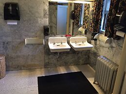 McMenamins Grand Lodge