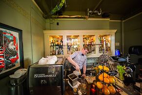 McMenamins Grand Lodge