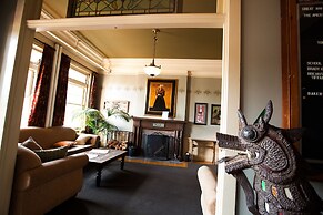 McMenamins Grand Lodge