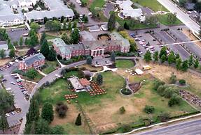 McMenamins Grand Lodge