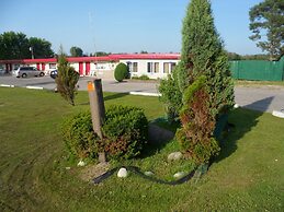 Silver Birch Motel