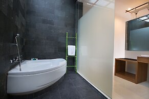 Om Ham Retreat and Resort