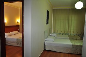 Çınar Family Suite Hotel