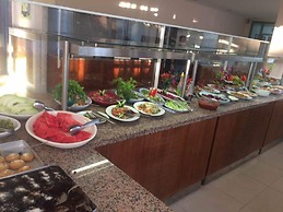 Çınar Family Suite Hotel