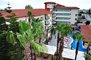 Çınar Family Suite Hotel