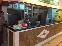 Çınar Family Suite Hotel