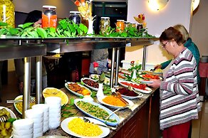 Çınar Family Suite Hotel