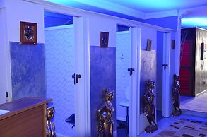 Çınar Family Suite Hotel