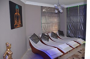 Çınar Family Suite Hotel