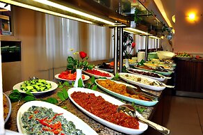 Çınar Family Suite Hotel