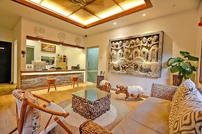 Lasanti Villas Seminyak Bali