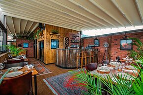 Urban Boutique Hotel