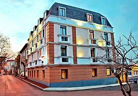 Urban Boutique Hotel