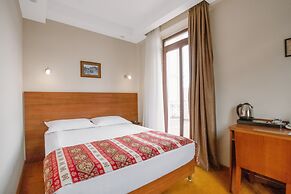 Urban Boutique Hotel