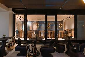 Urban Boutique Hotel