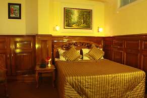 The New Castle Hotel