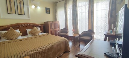 The New Castle Hotel