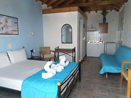 AMARANTHOS SKIATHOS VIEW