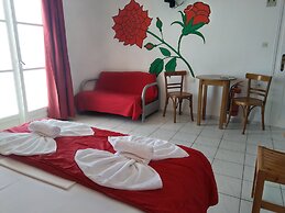 AMARANTHOS SKIATHOS VIEW