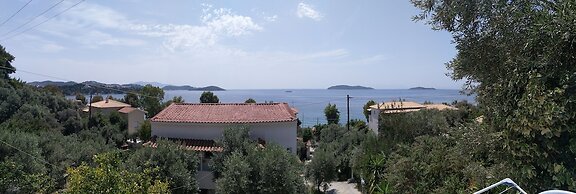 AMARANTHOS SKIATHOS VIEW