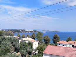 AMARANTHOS SKIATHOS VIEW