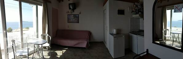 AMARANTHOS SKIATHOS VIEW