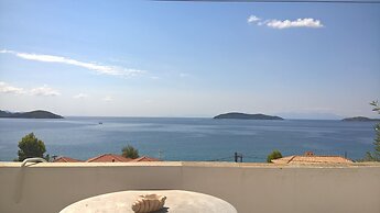 AMARANTHOS SKIATHOS VIEW