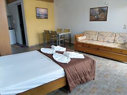 AMARANTHOS SKIATHOS VIEW