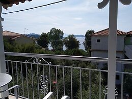 AMARANTHOS SKIATHOS VIEW
