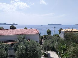 AMARANTHOS SKIATHOS VIEW