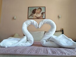 AMARANTHOS SKIATHOS VIEW