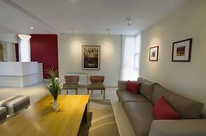 Quinta & Suites Apart Hotel