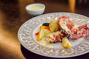 Sapphire Plaza Hotel