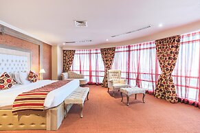 Sapphire Plaza Hotel